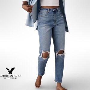 American Eagle Mom Jeans With Ripped Knees Blue Denim Size 12 Short